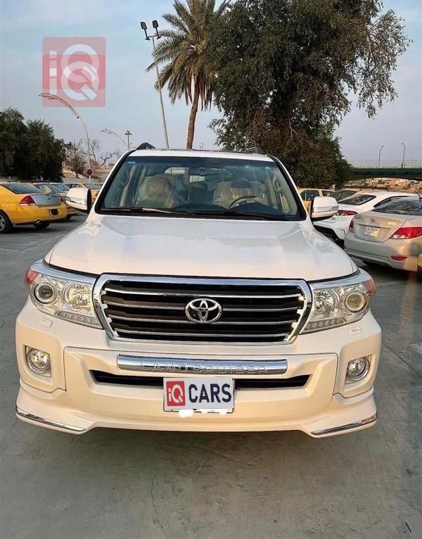 تويوتا لاندكروزر